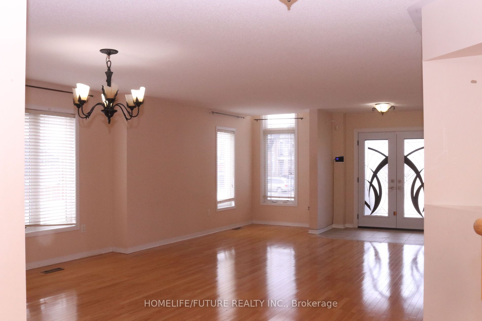 41 Hollier Dr