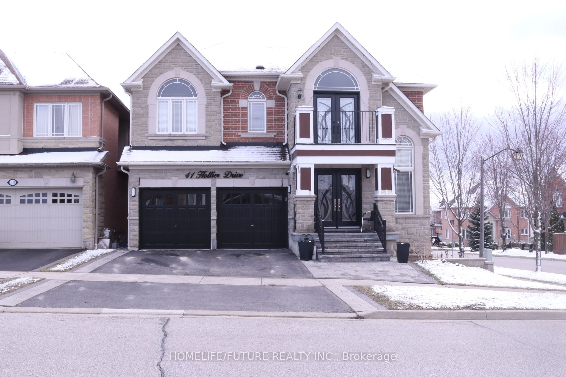 41 Hollier Dr