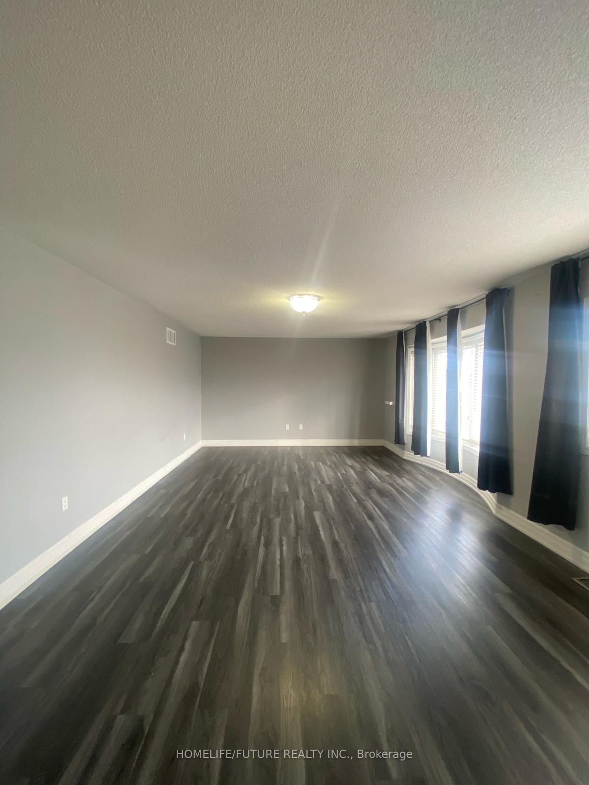 41 Hollier Dr
