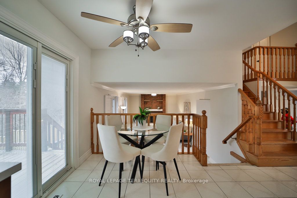 16 Mansfield Cres