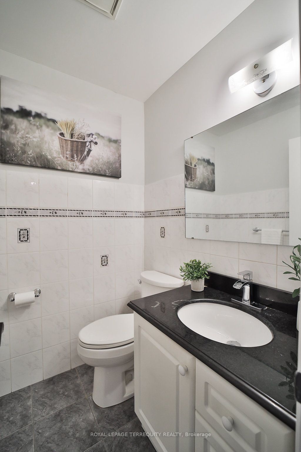 16 Mansfield Cres