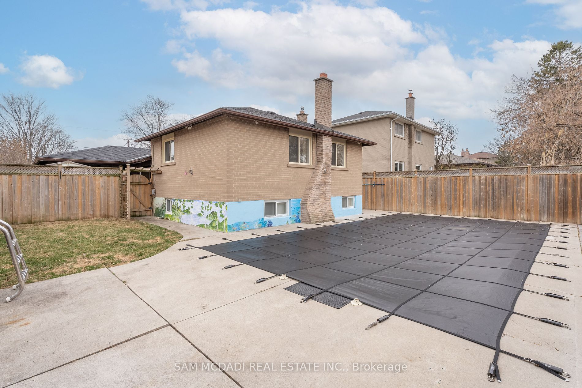 853 Sanok Dr