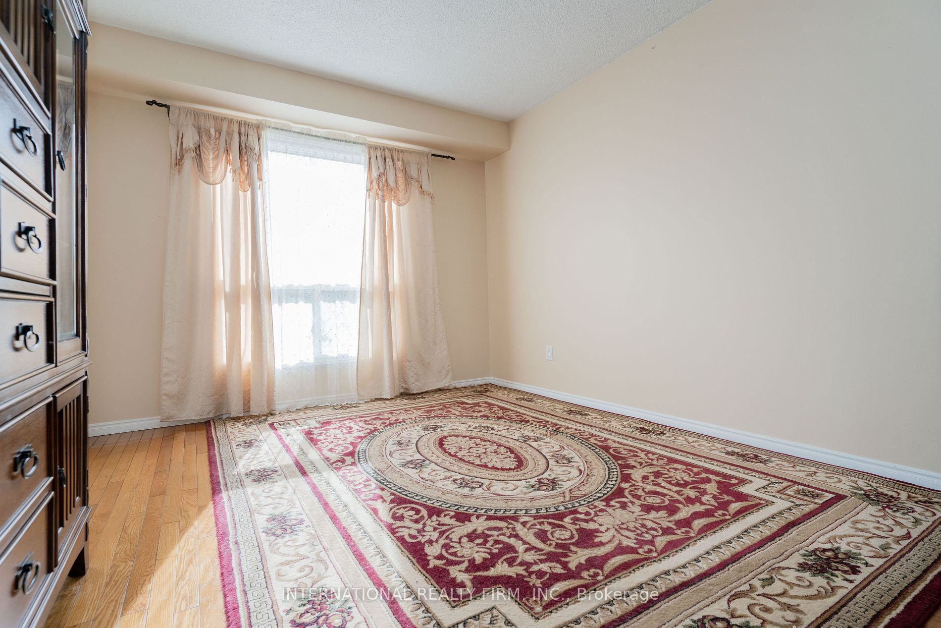 10 Bassett Blvd E, #174