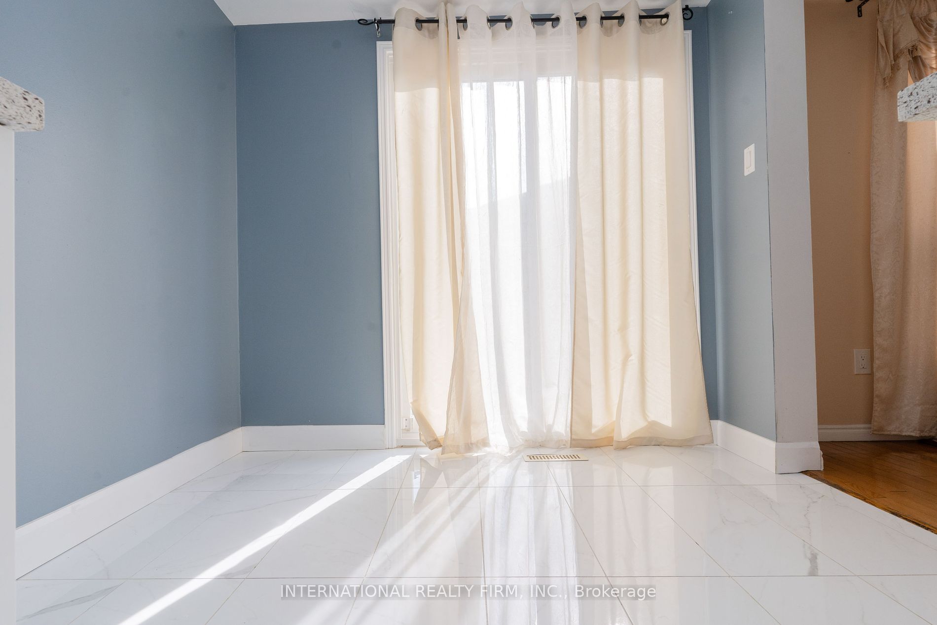 10 Bassett Blvd E, #174