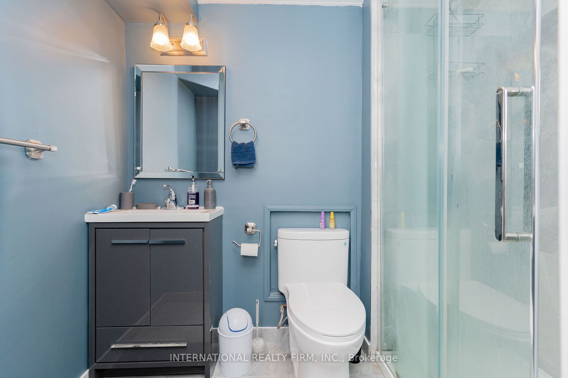 10 Bassett Blvd E, #174