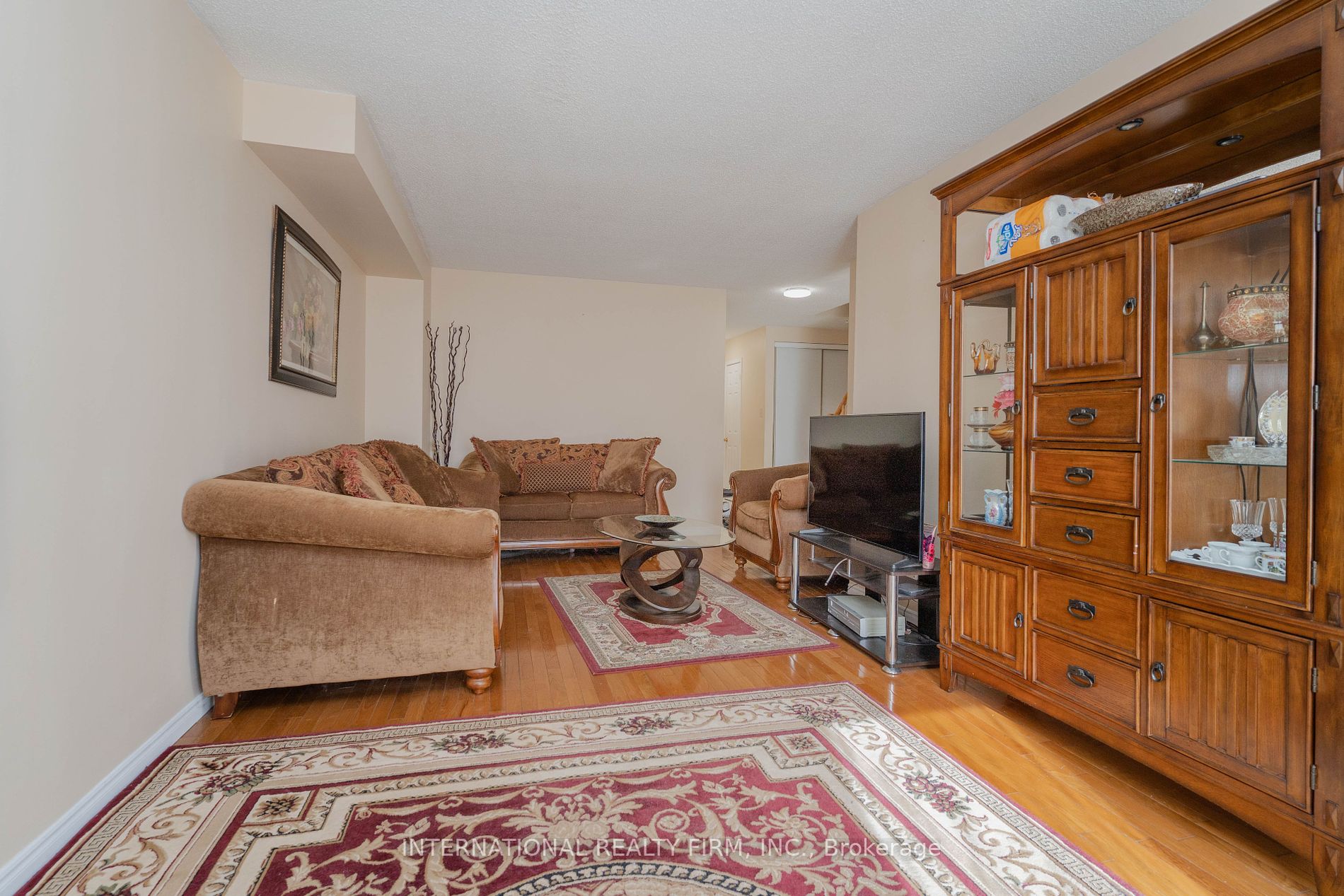10 Bassett Blvd E, #174
