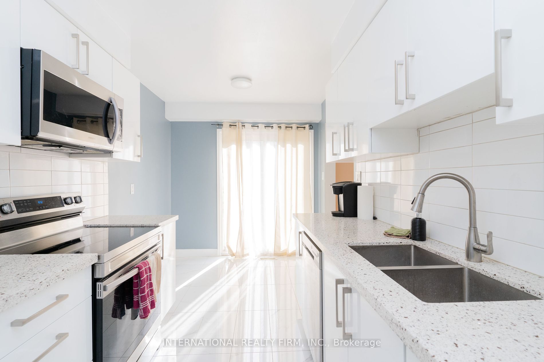 10 Bassett Blvd E, #174