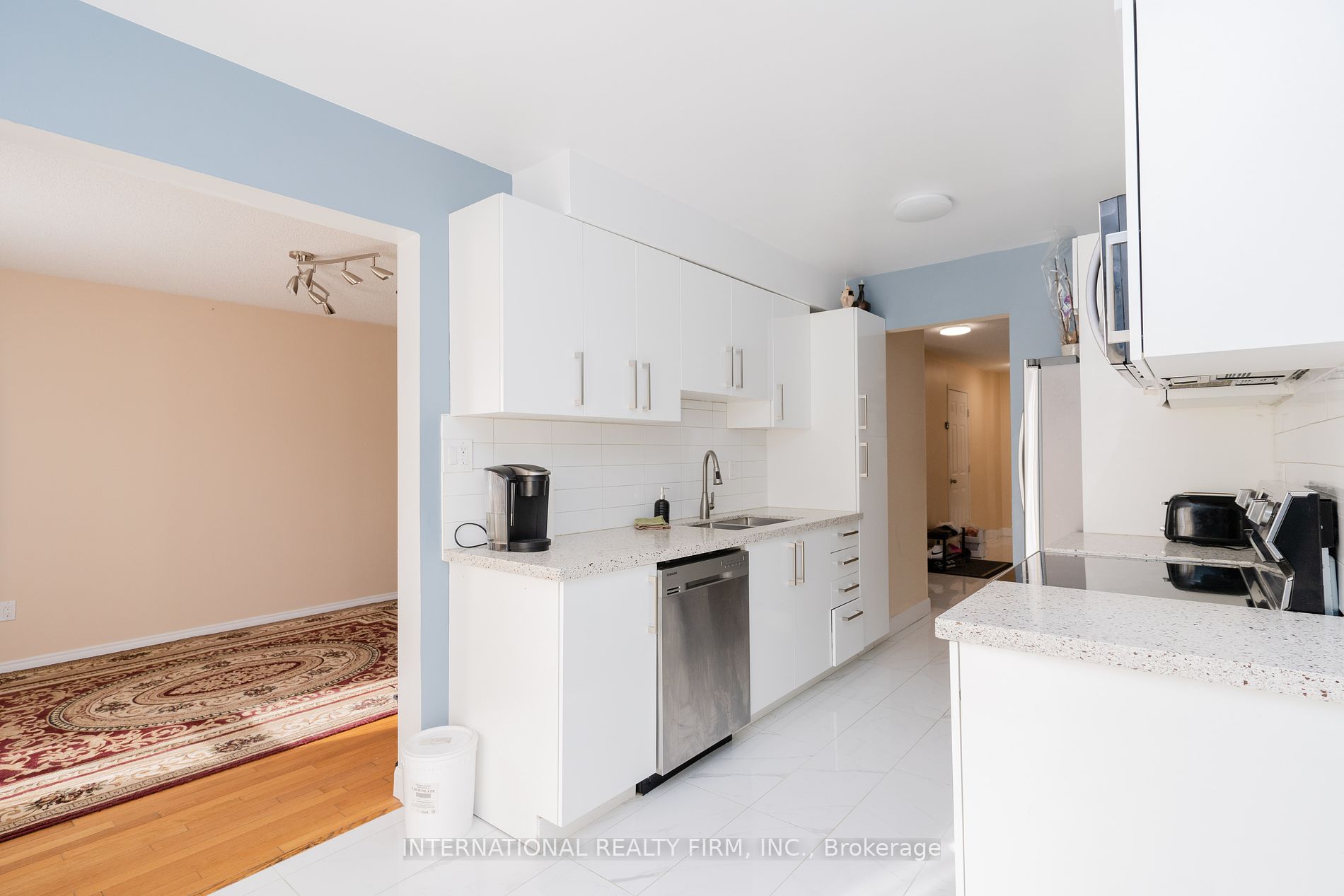 10 Bassett Blvd E, #174