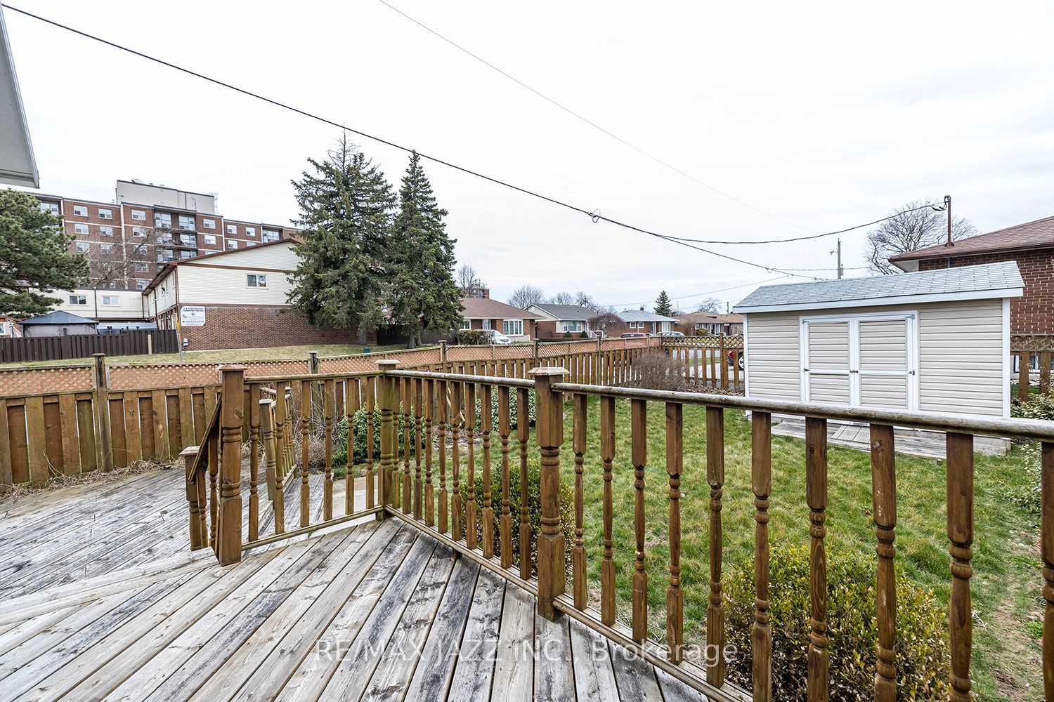 982 Renfrew Court