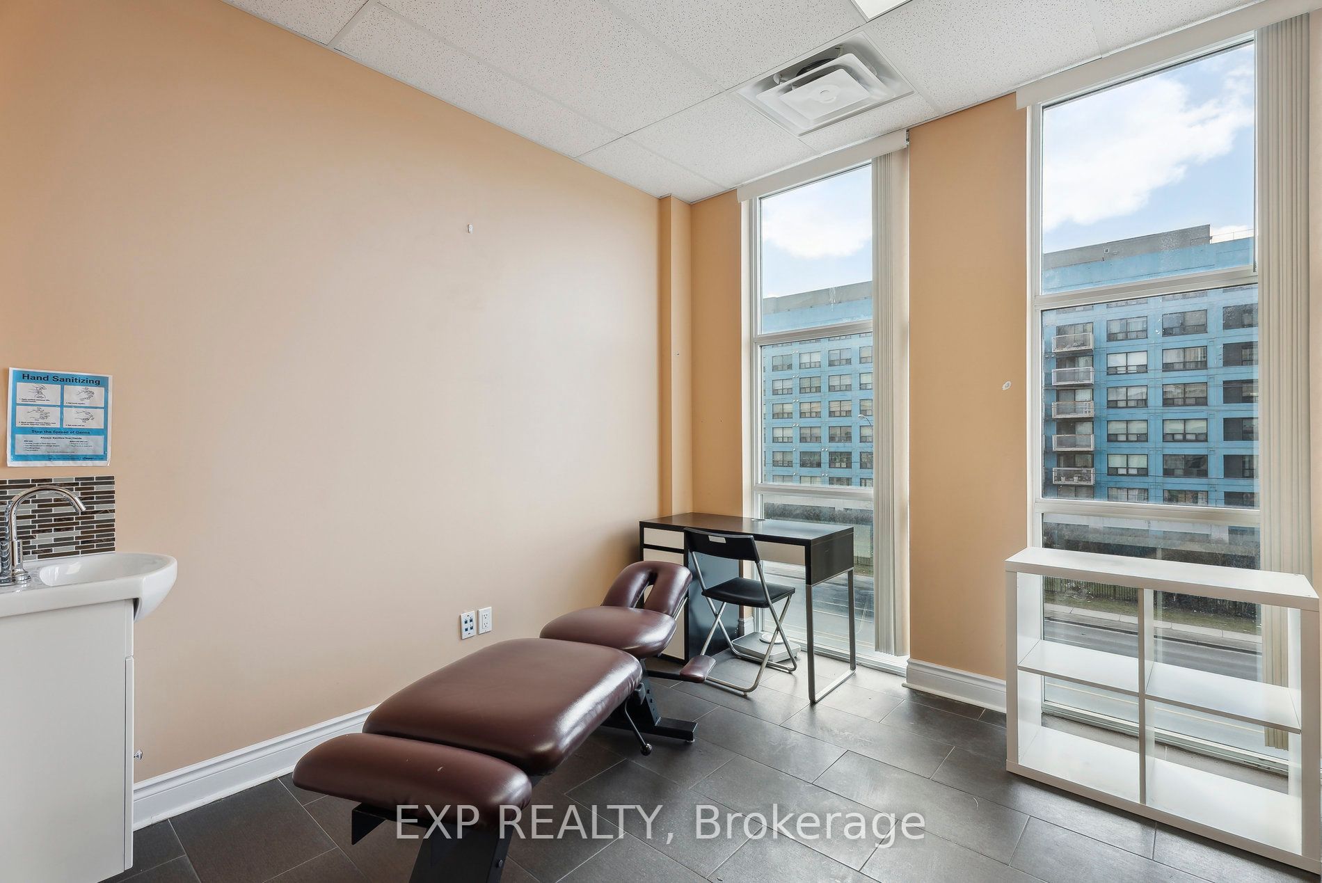 1585 Markham Rd, #303