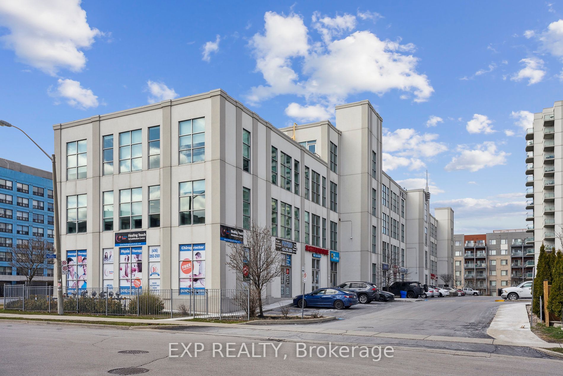 1585 Markham Rd, #303
