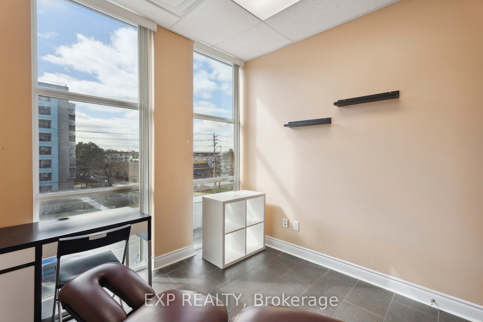 1585 Markham Rd, #303