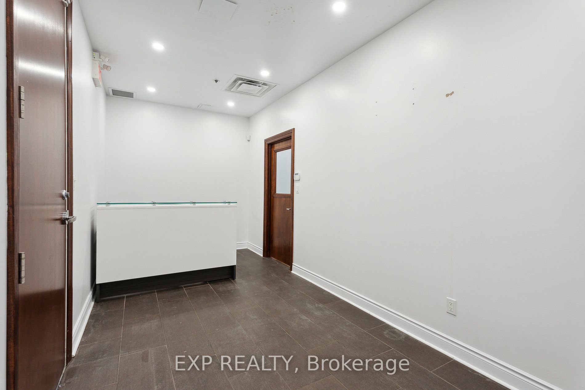 1585 Markham Rd, #303