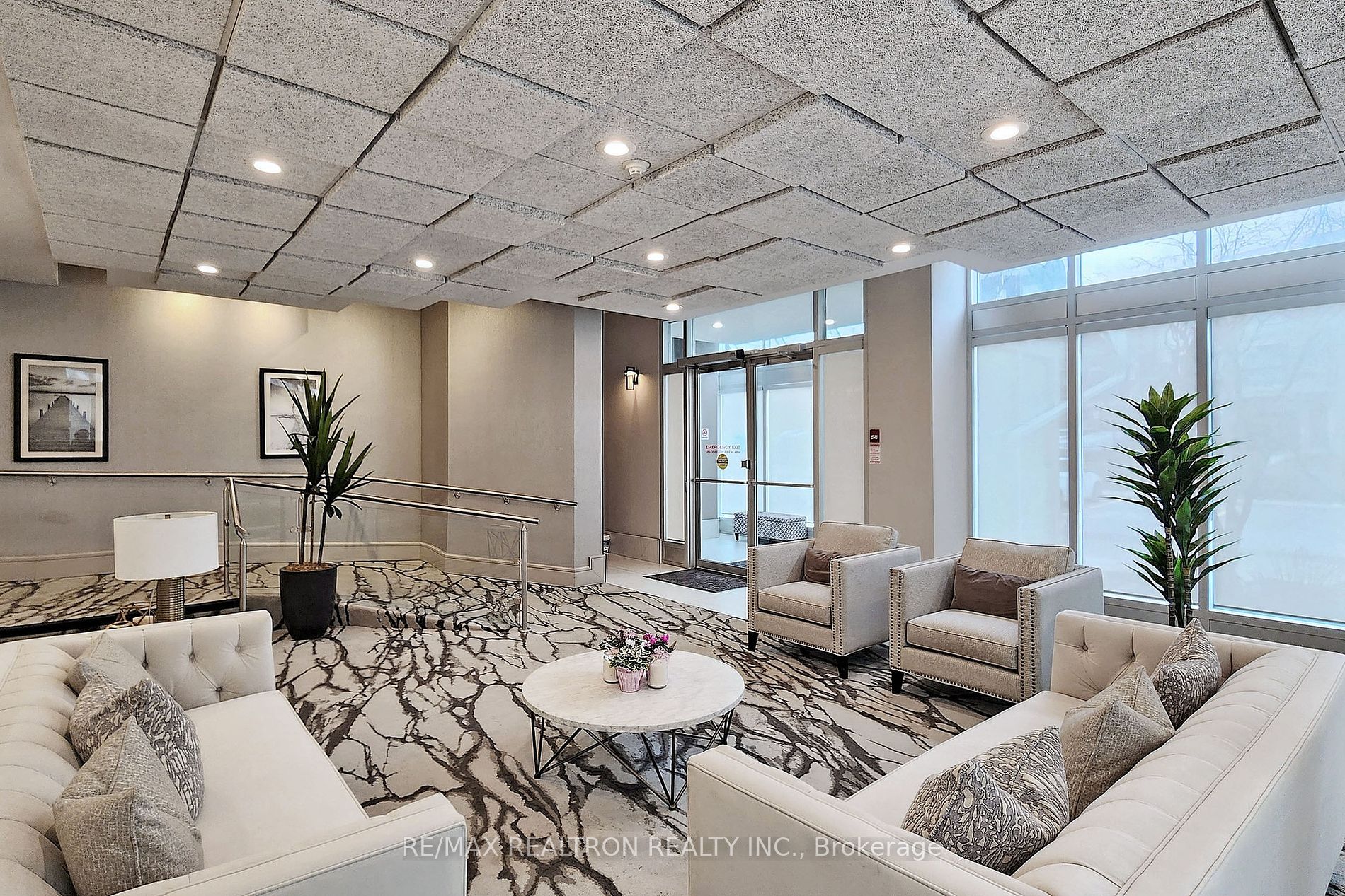25 Cumberland Lane E, #505