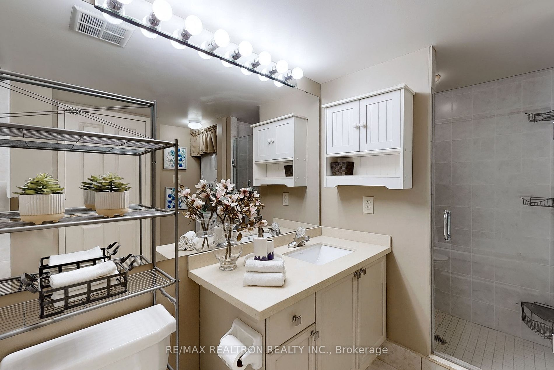 25 Cumberland Lane E, #505