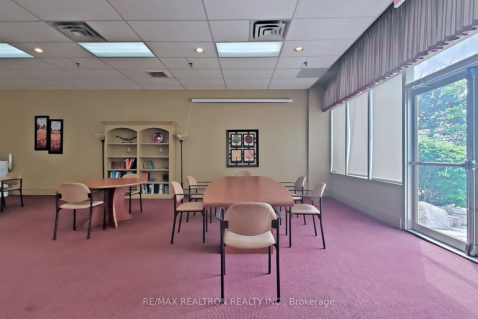 25 Cumberland Lane E, #505