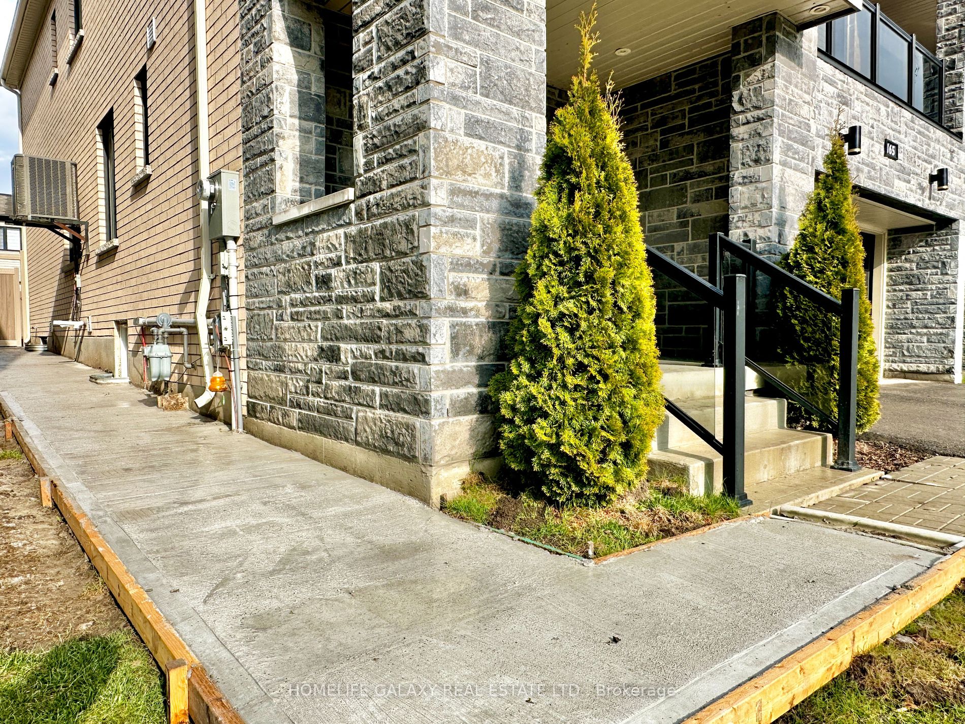 165 East Shore Dr, #Bsmt