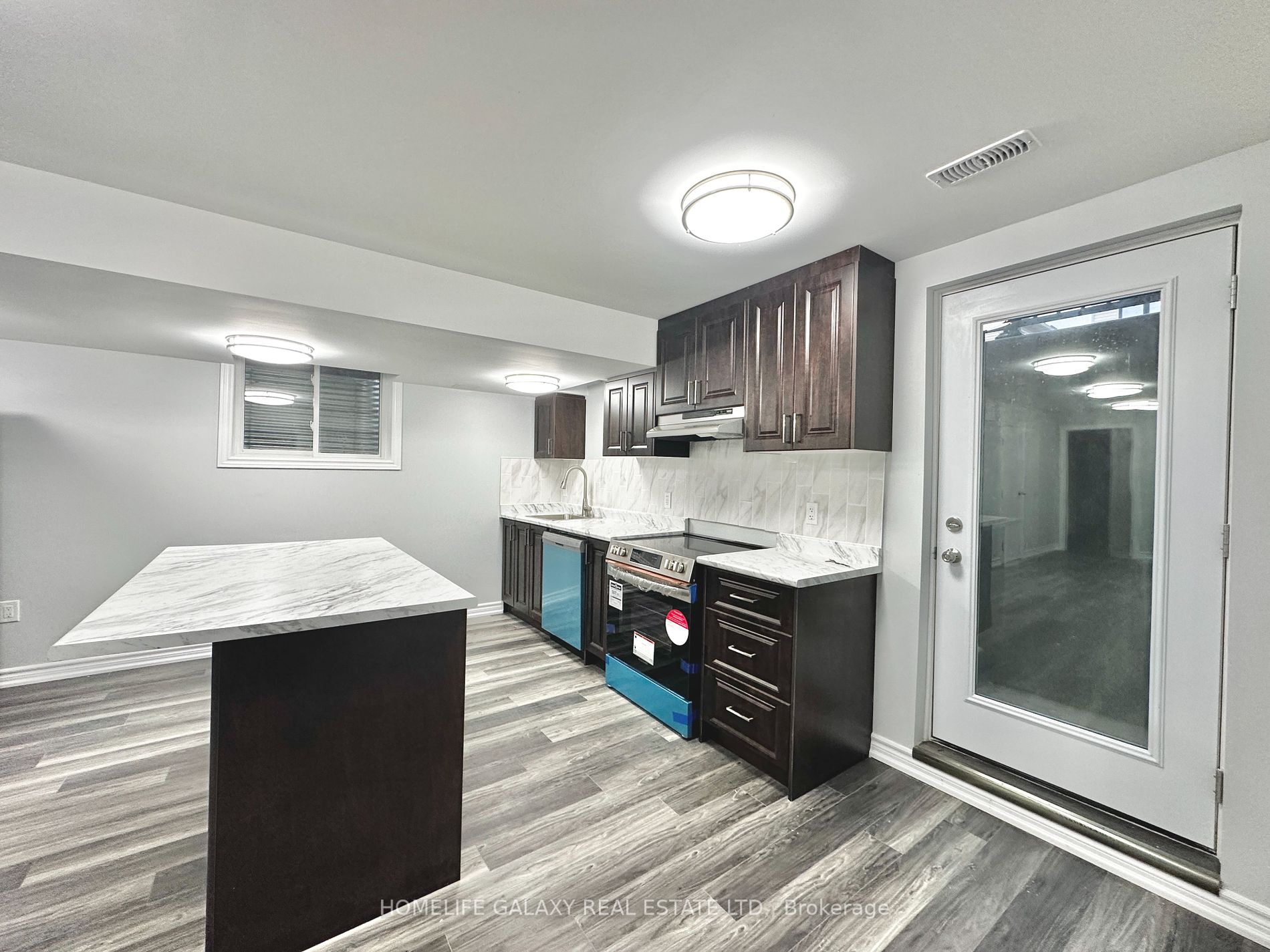 165 East Shore Dr, #Bsmt
