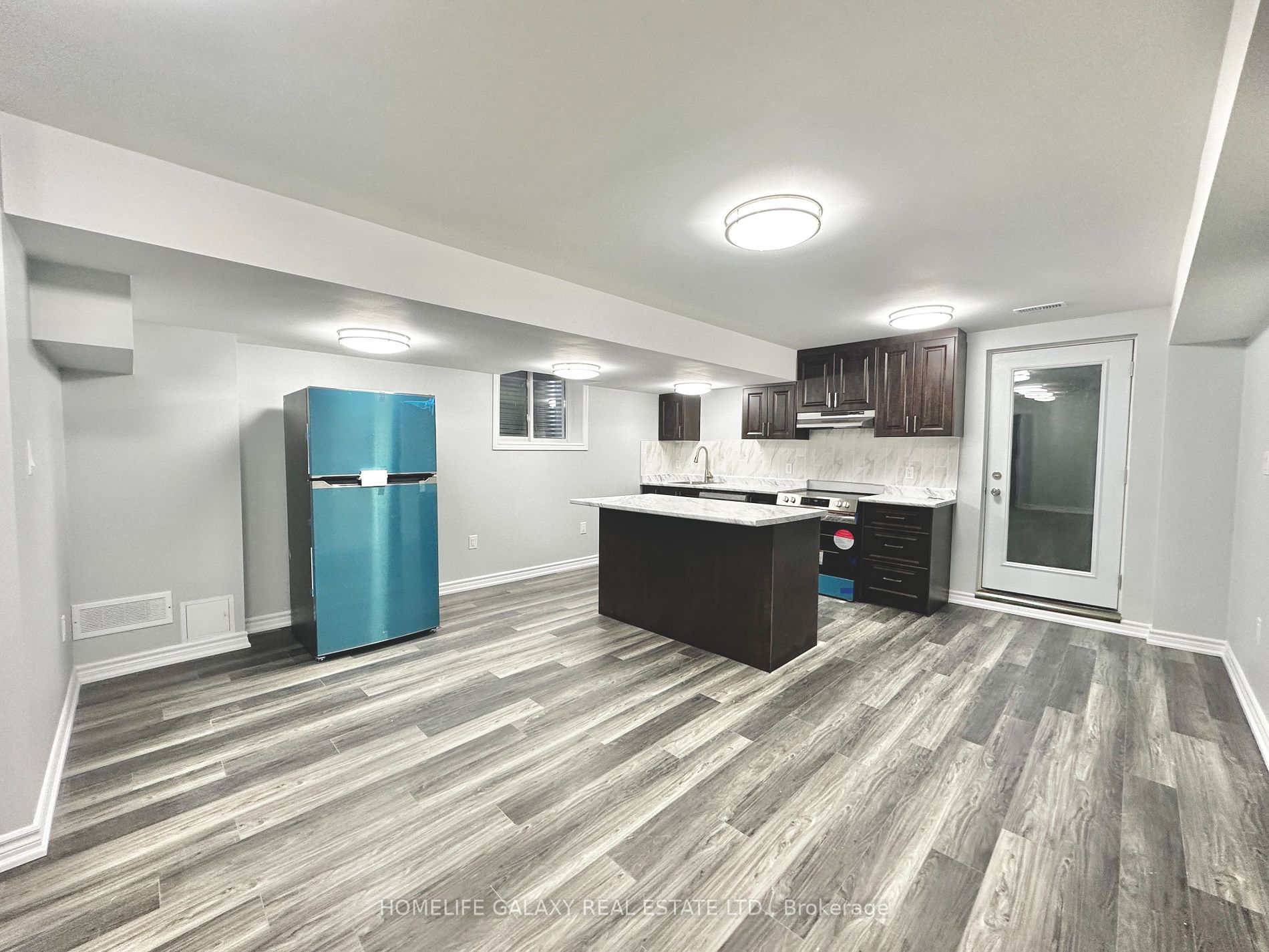165 East Shore Dr, #Bsmt
