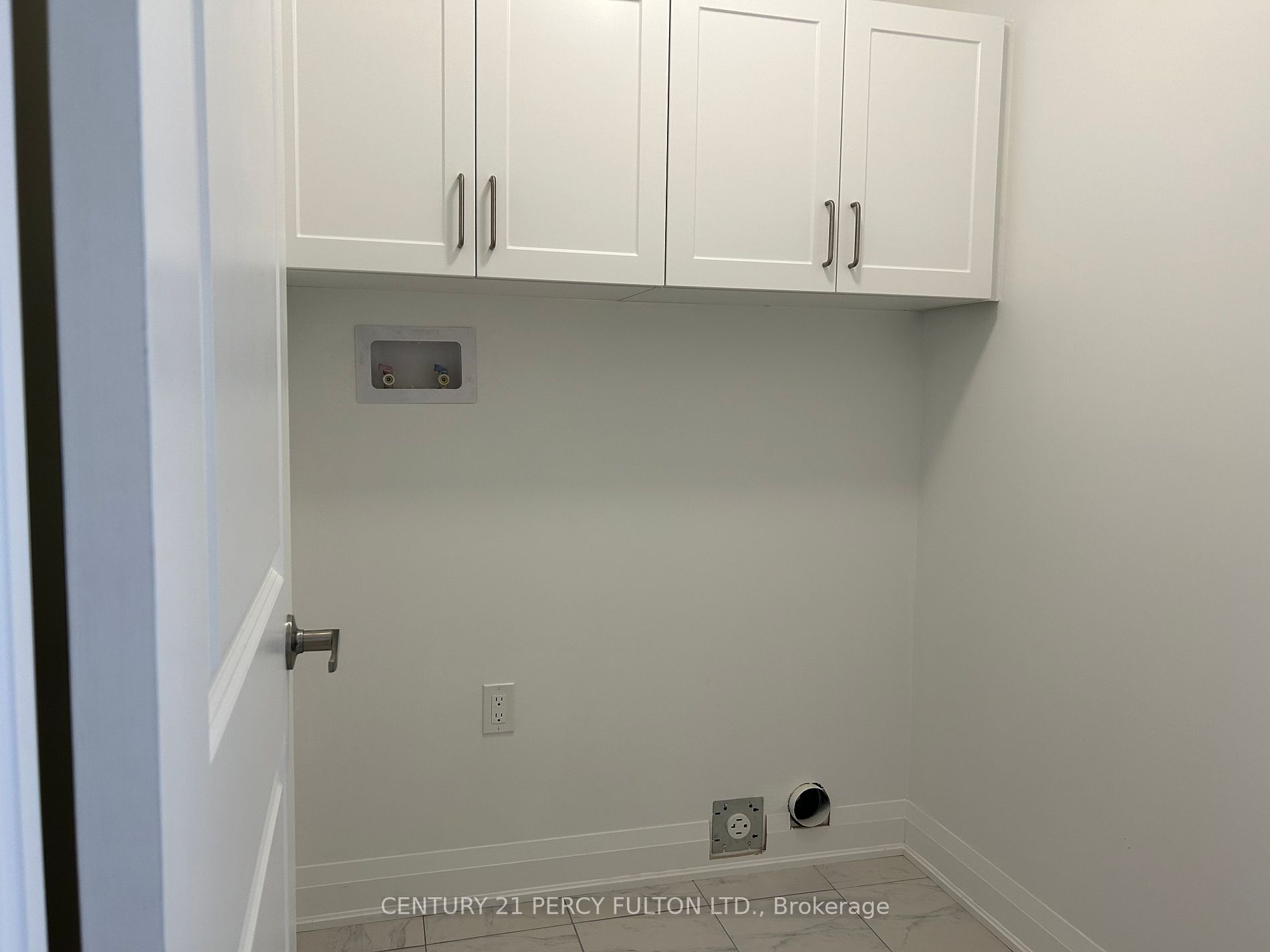 19 Elkington Cres