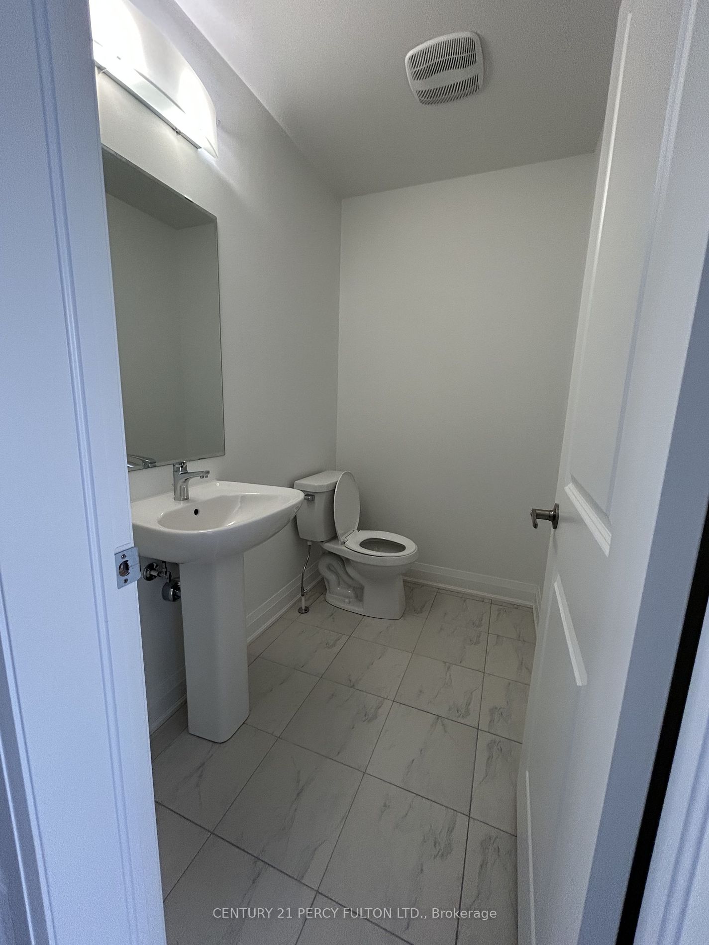 19 Elkington Cres