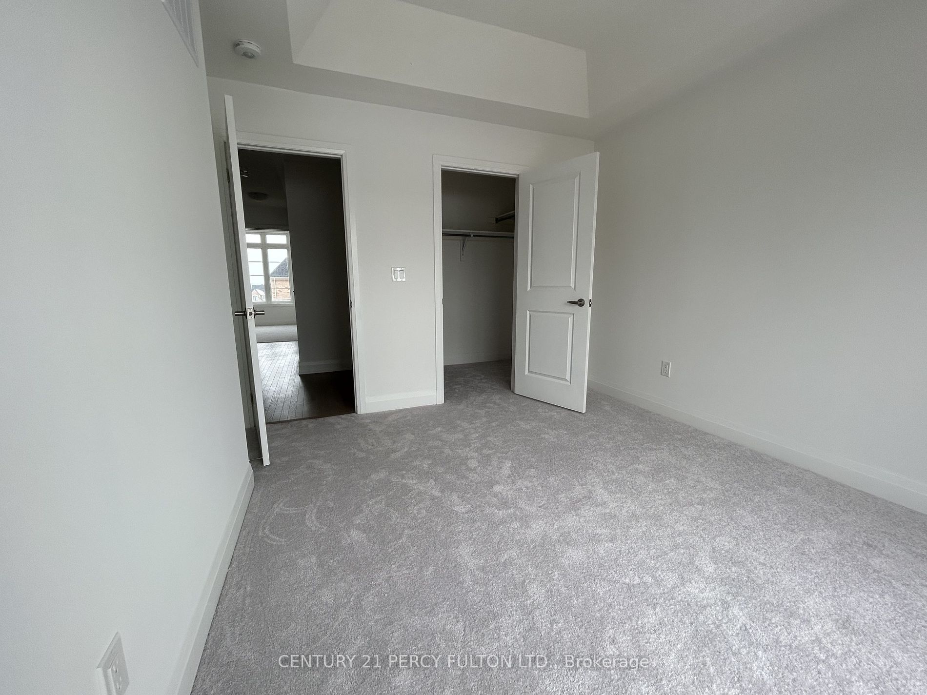 19 Elkington Cres