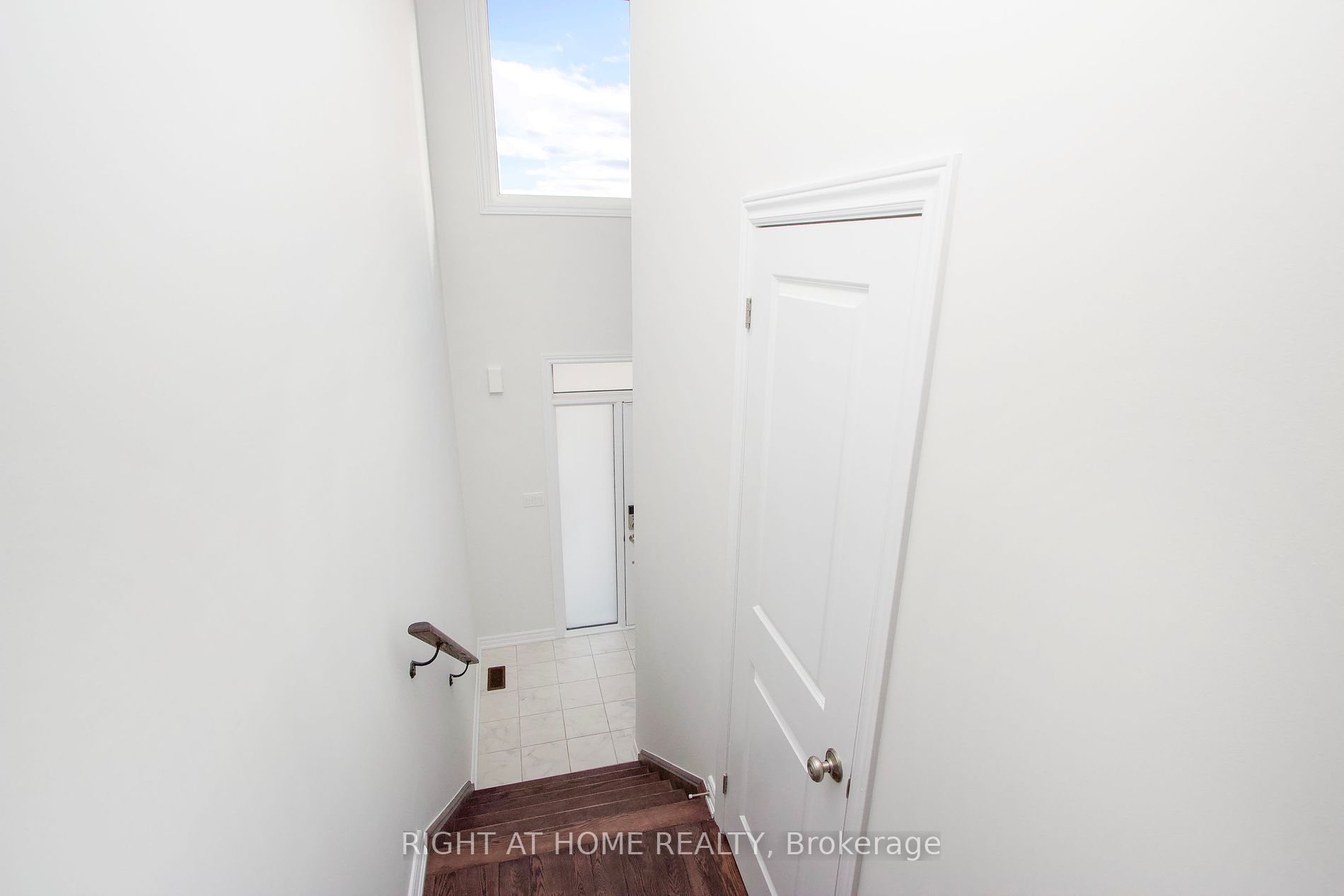 81 Douet Lane