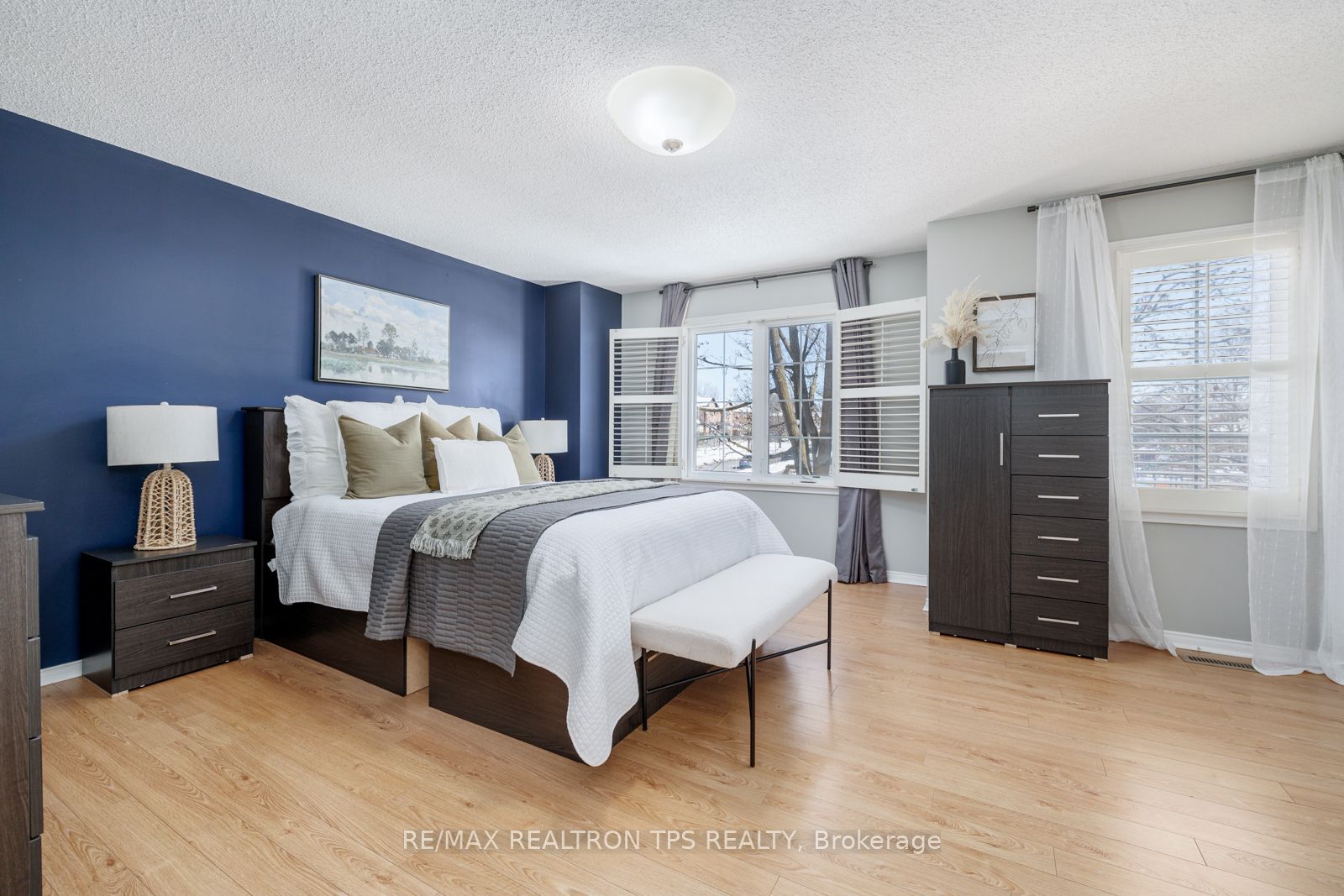 10 Bassett Blvd, #38