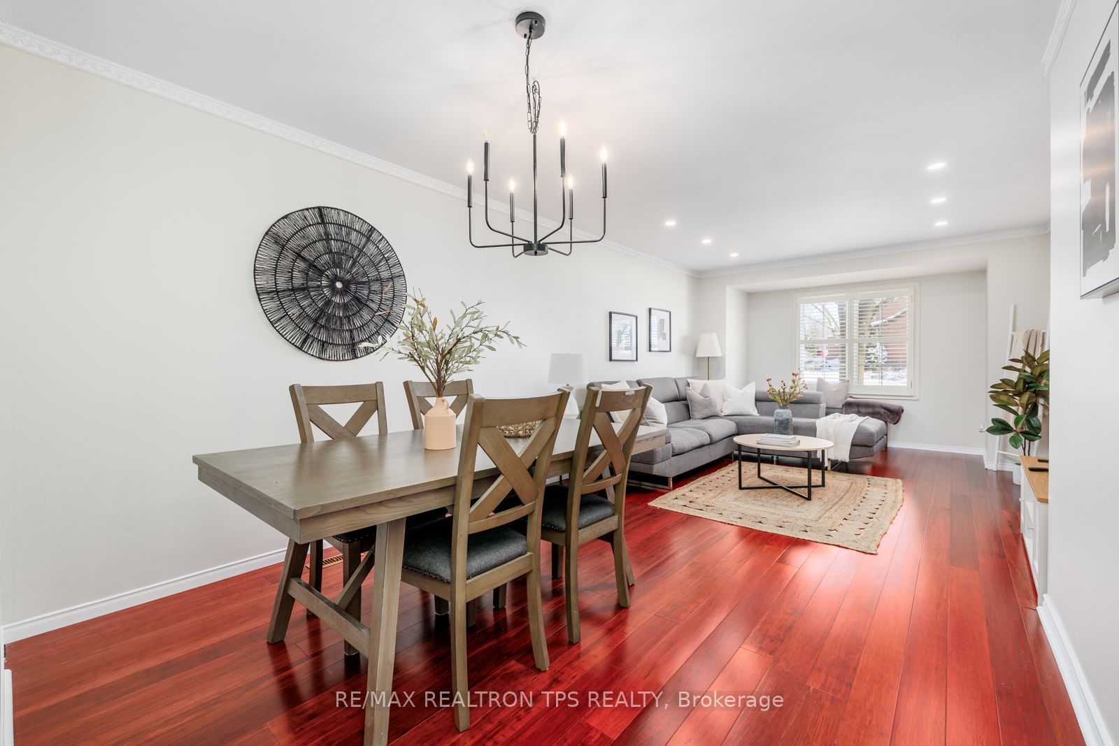 10 Bassett Blvd, #38