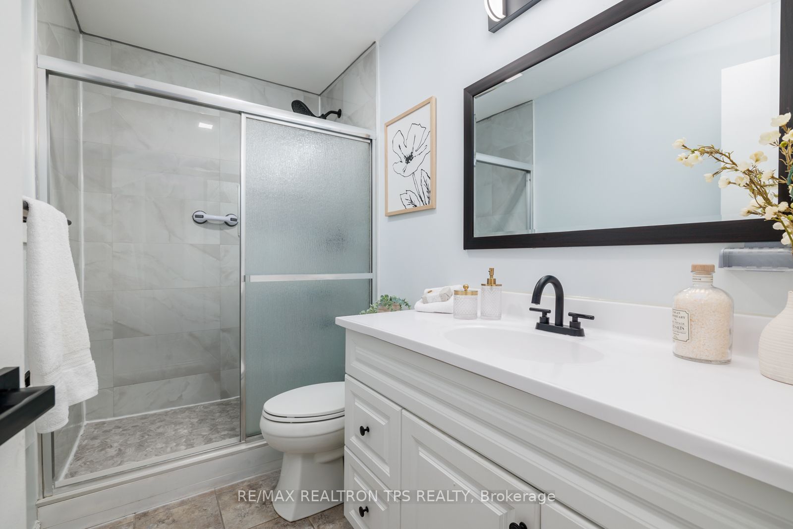 10 Bassett Blvd, #38