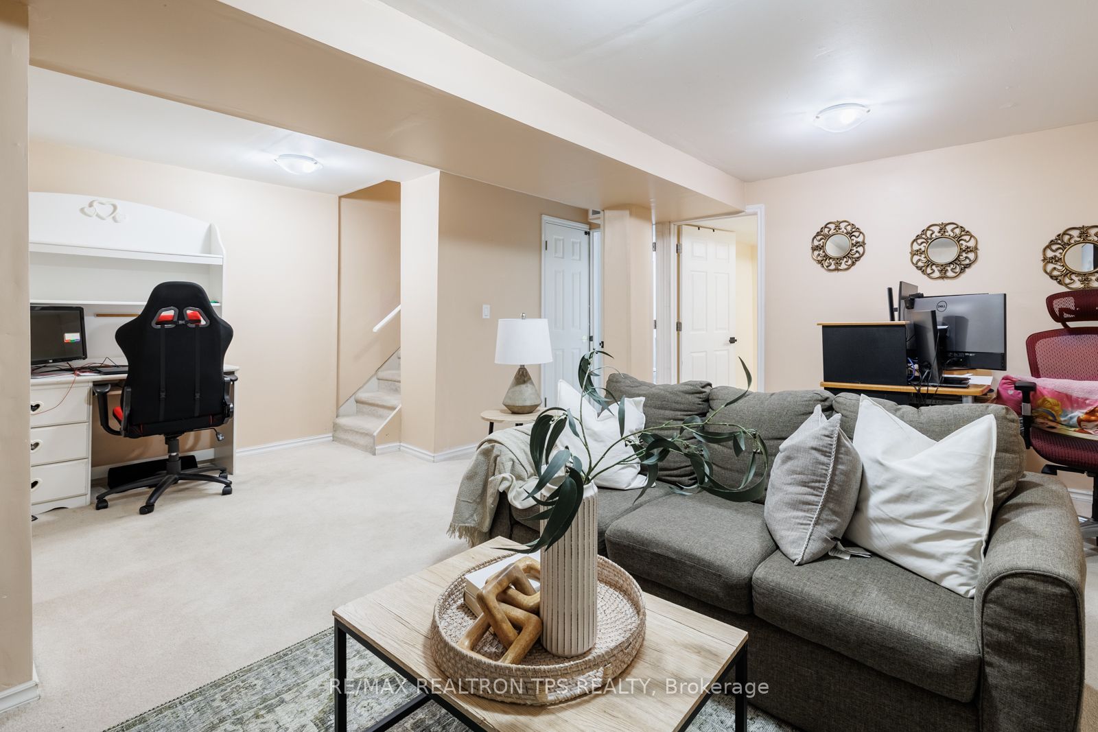 10 Bassett Blvd, #38