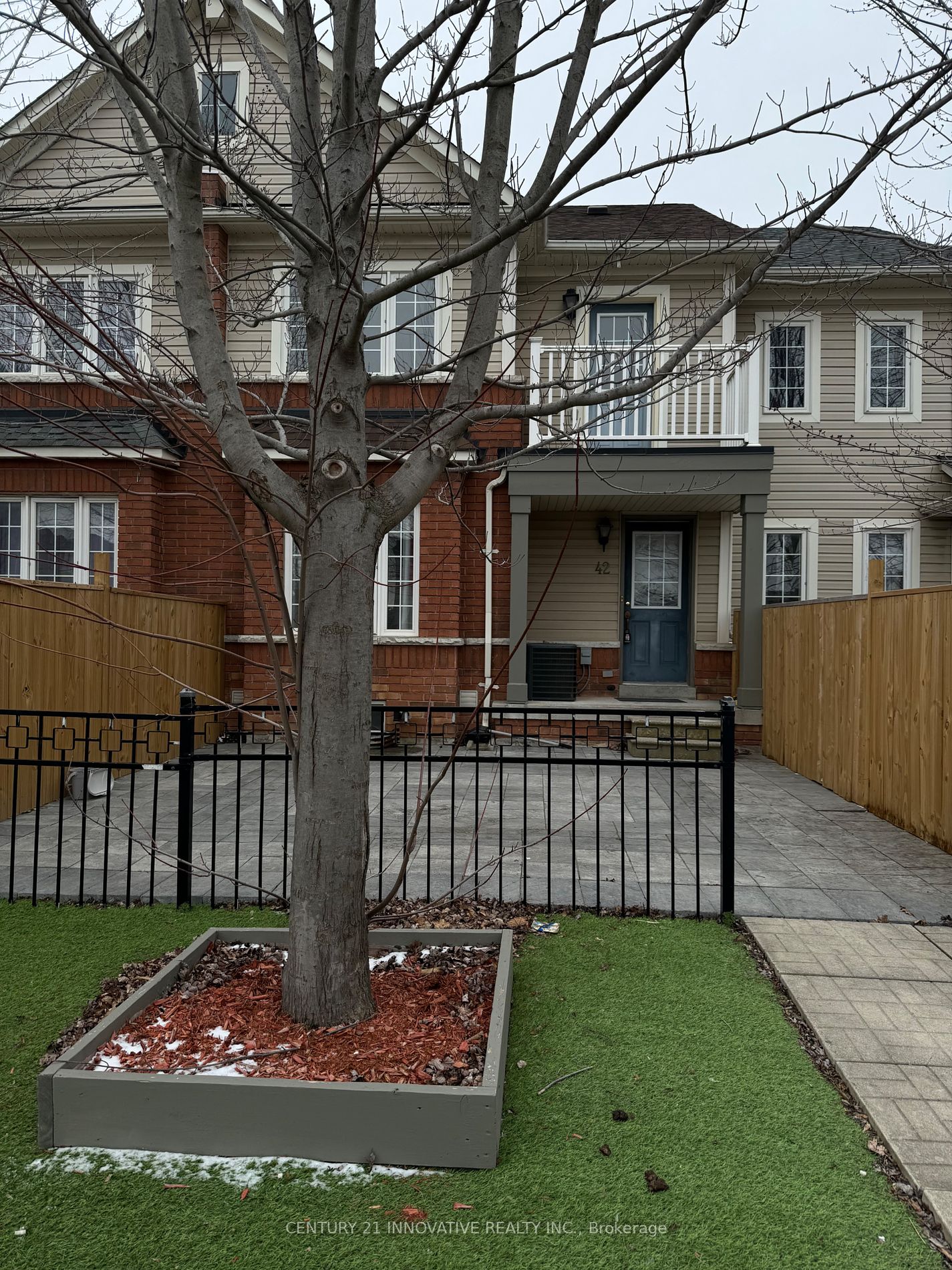 42 Macmillan Ave, #Bsmt