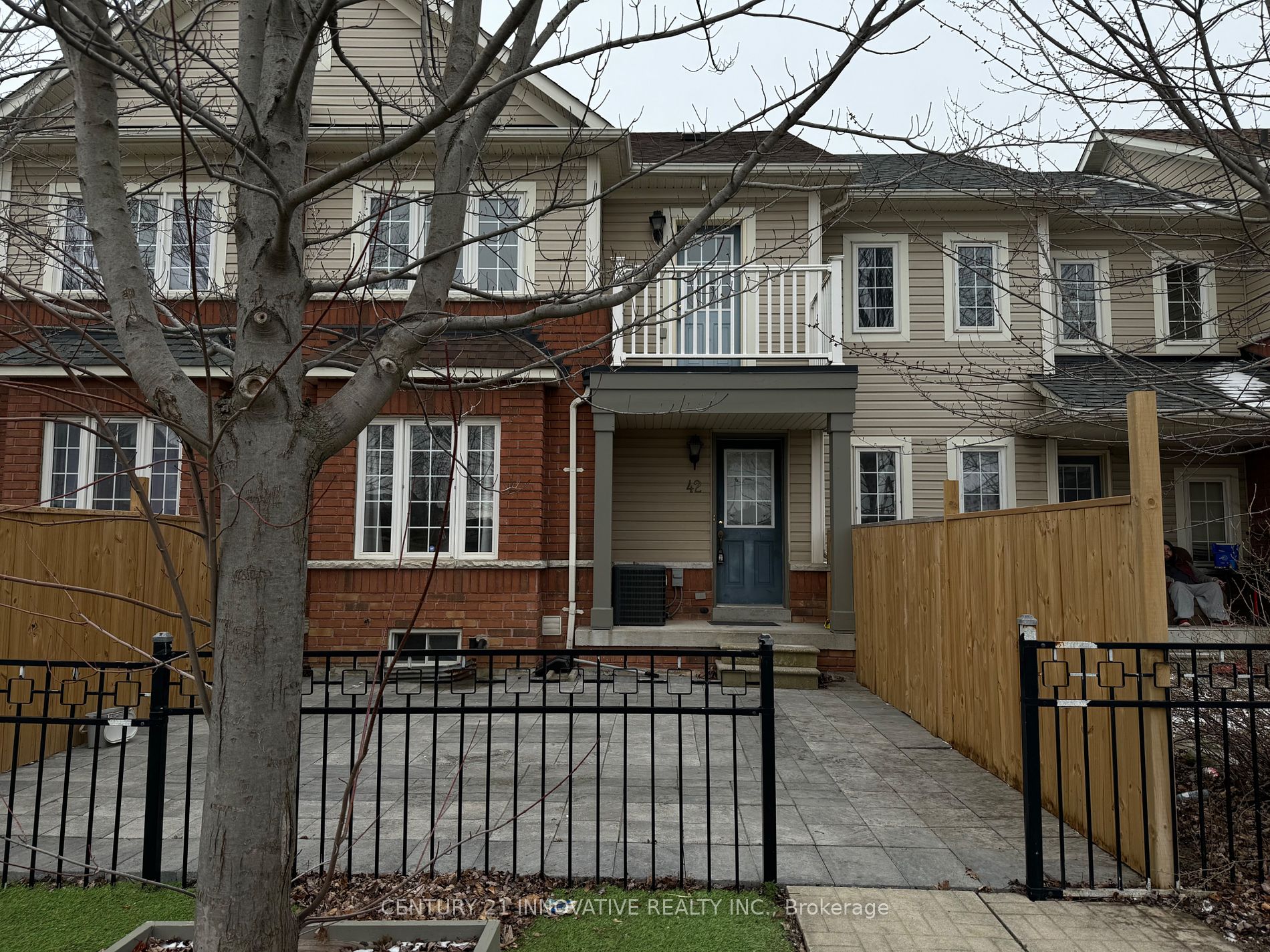 42 Macmillan Ave, #Bsmt