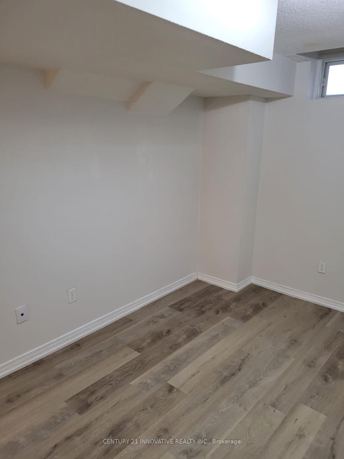42 Macmillan Ave, #Bsmt