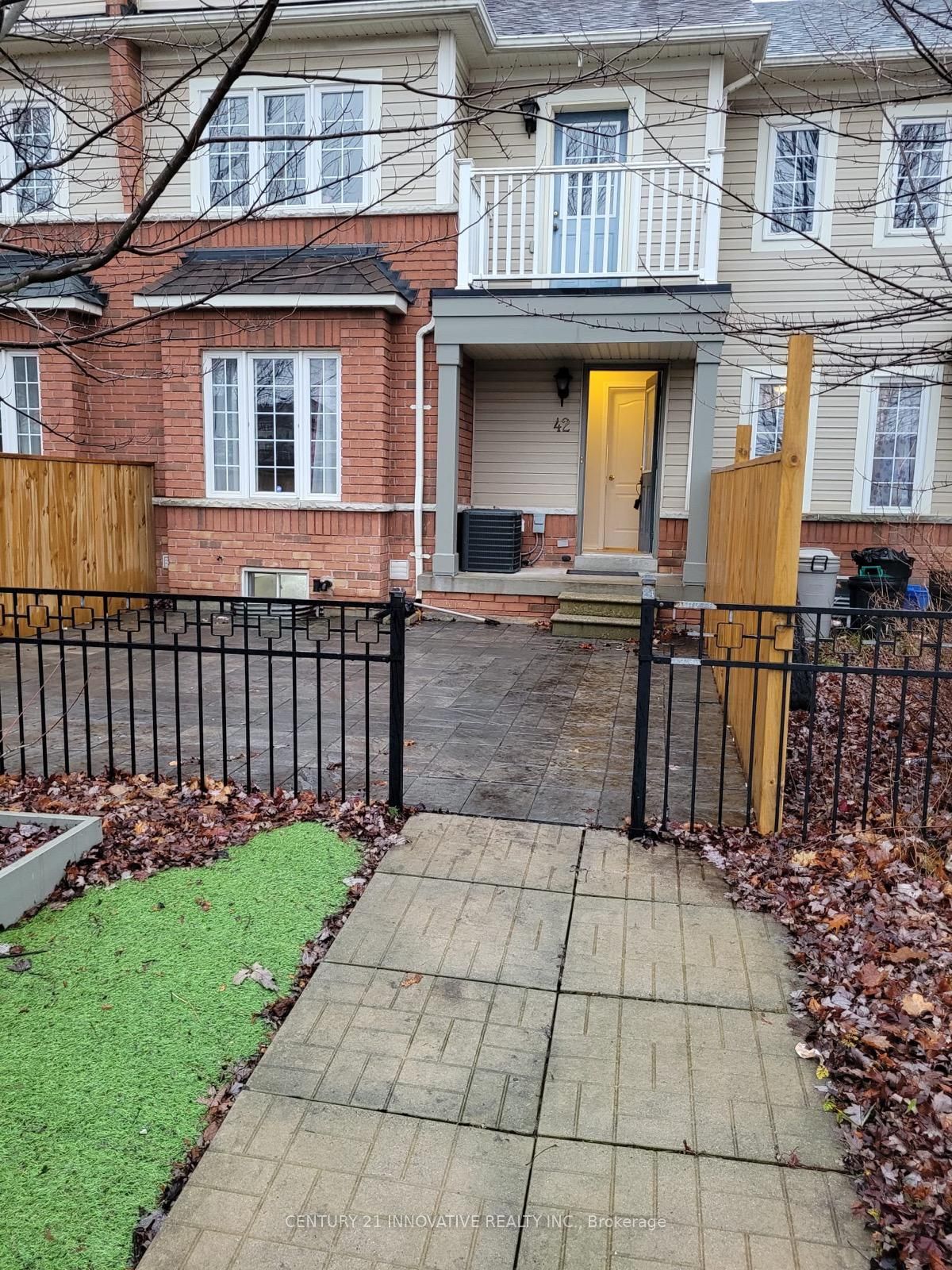 42 Macmillan Ave, #Bsmt