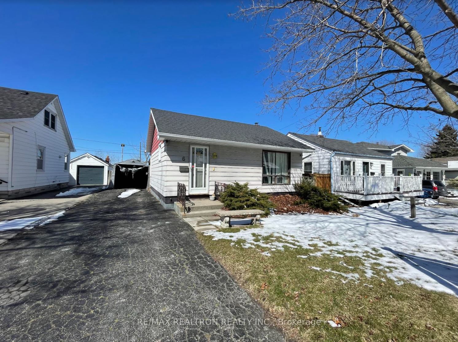 6 Glynn Rd