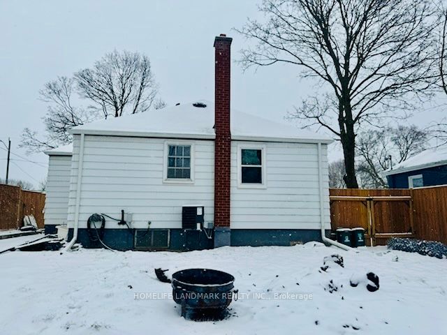 66 Thomas St