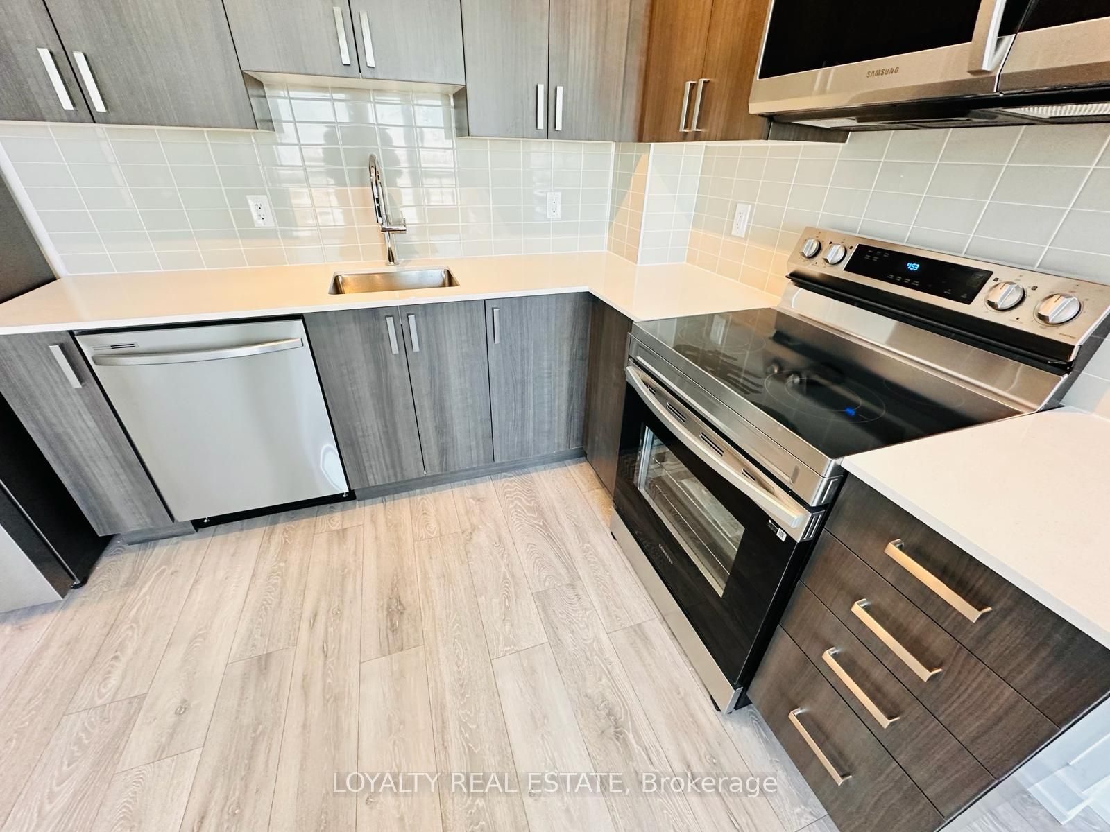 1455 Celebration Dr, #2111