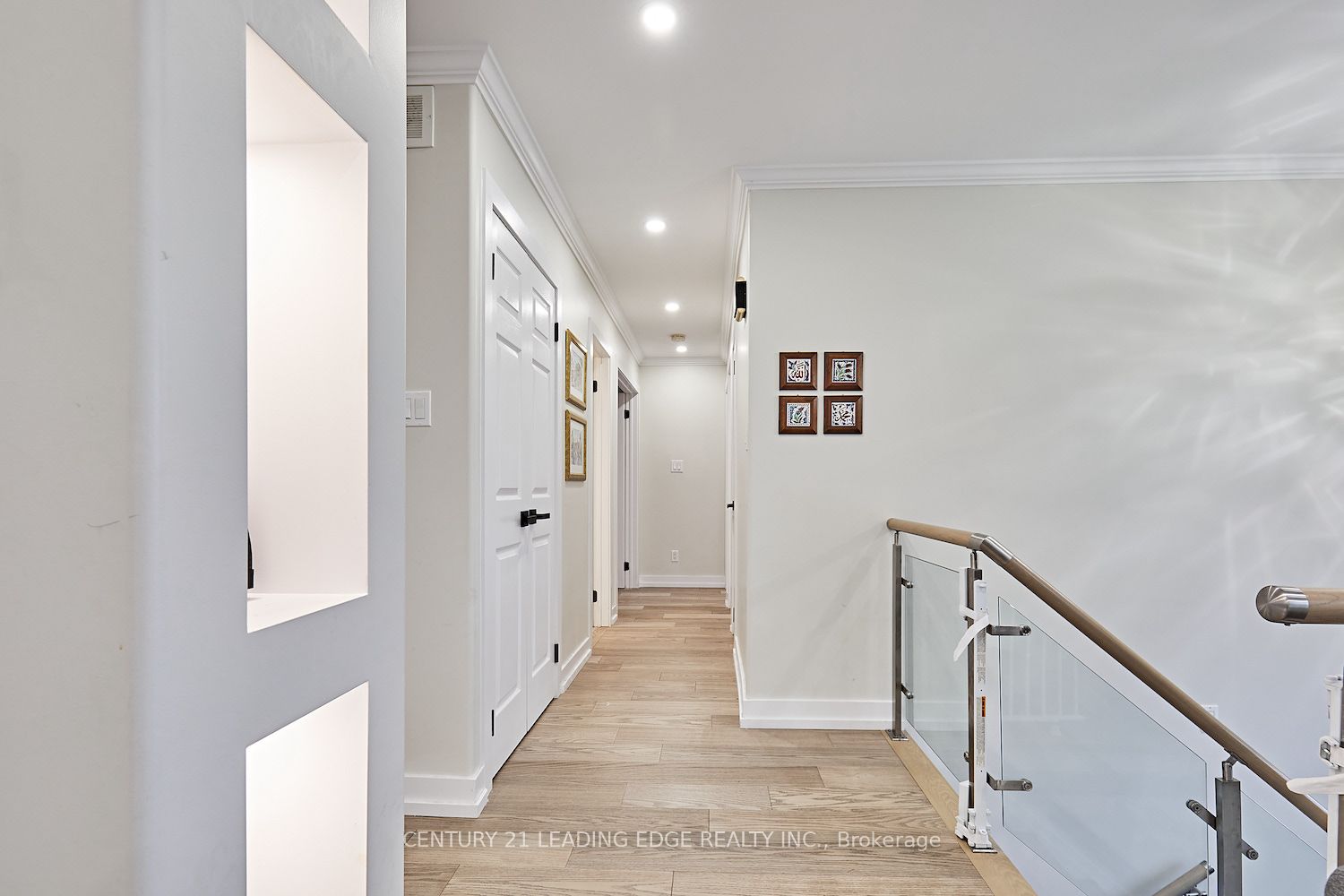 40 Waywell St, #Upper