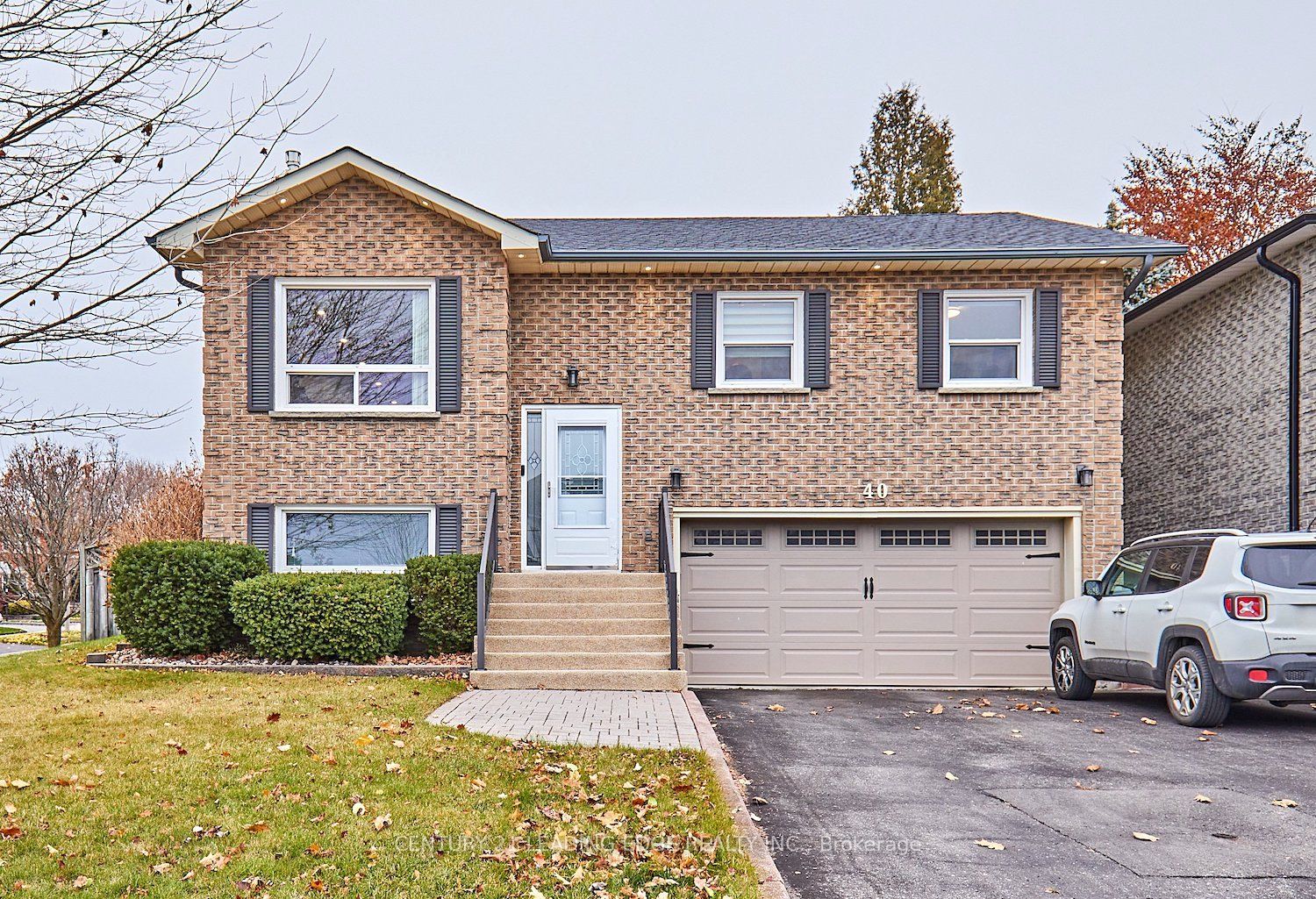 40 Waywell St, #Upper