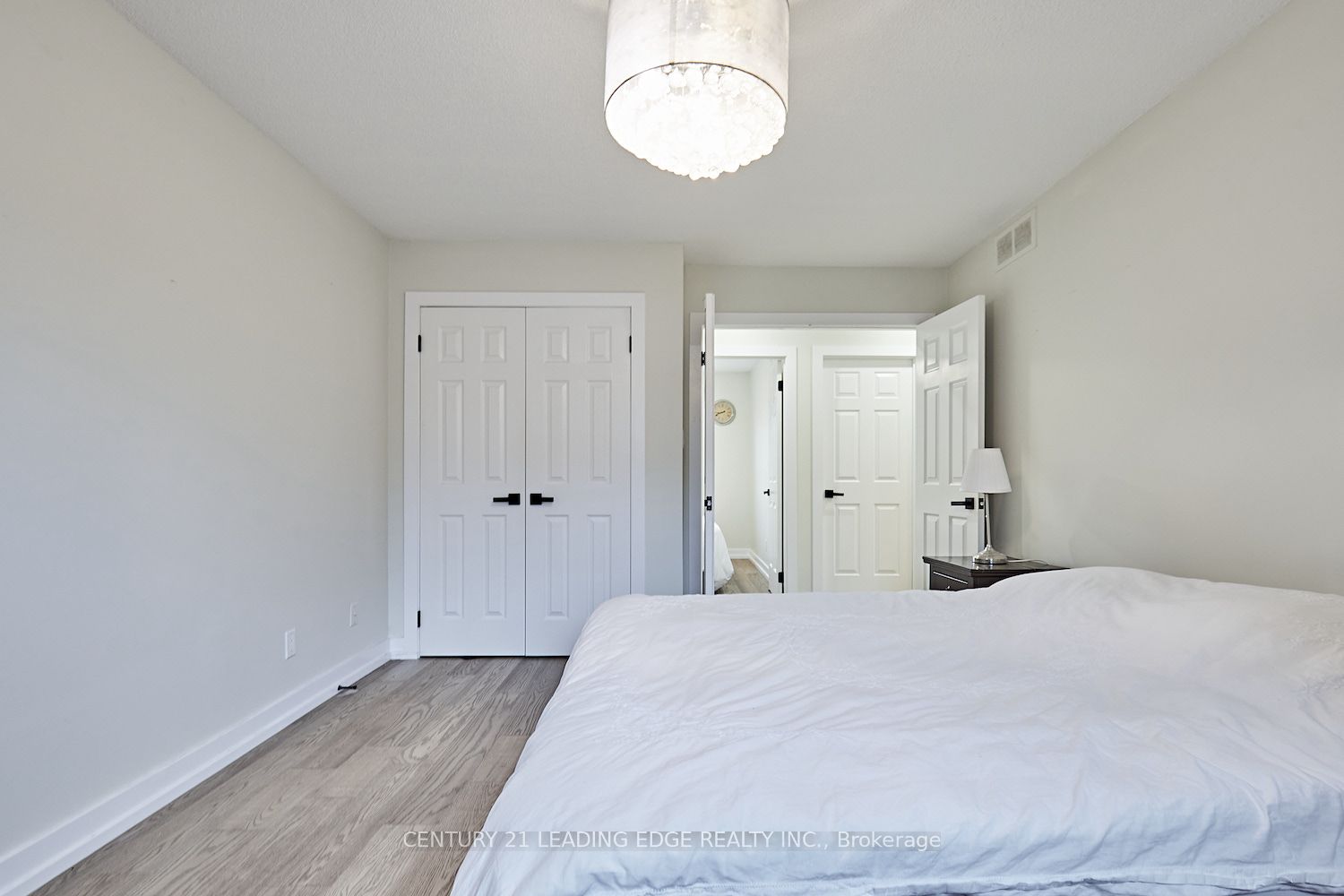 40 Waywell St, #Upper