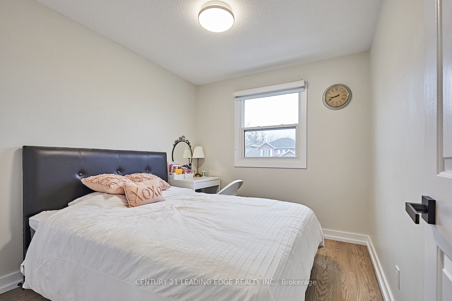 40 Waywell St, #Upper