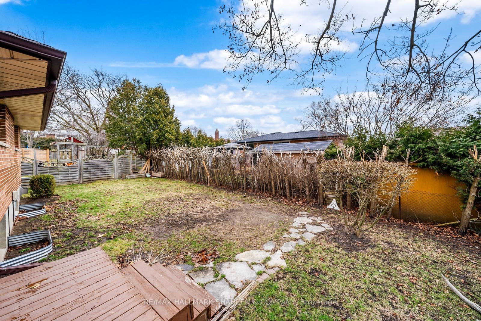 603 Braemor Crt