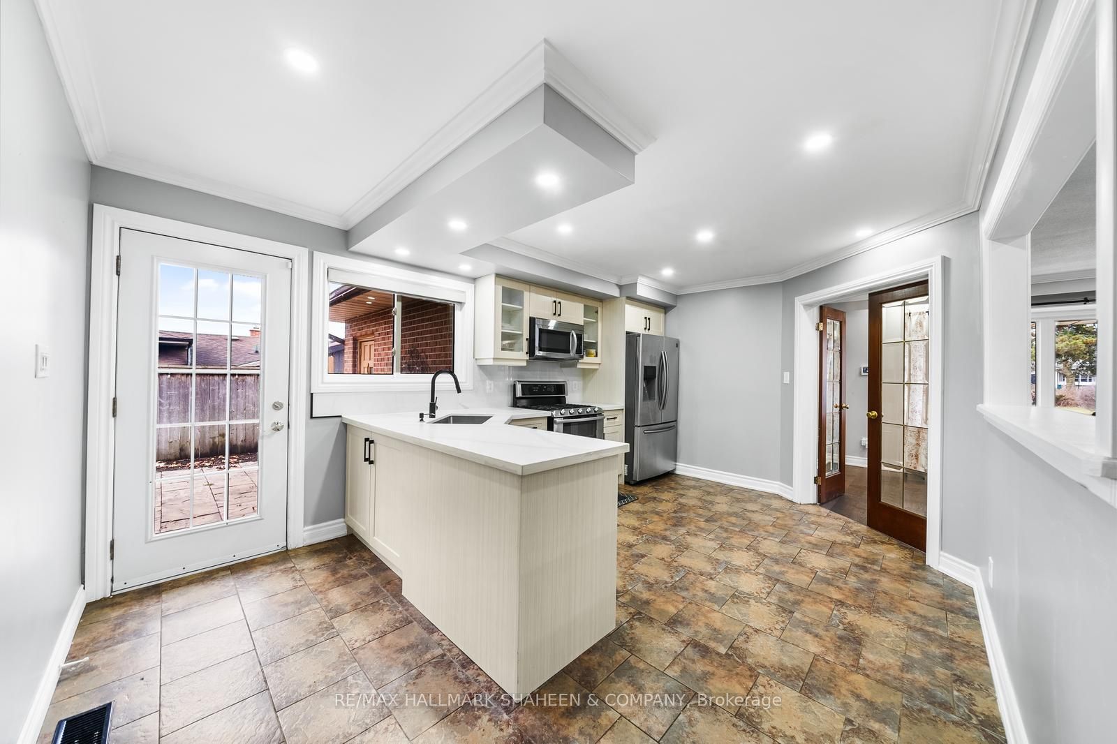 603 Braemor Crt