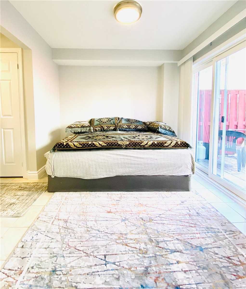1790 Finch Ave, #11