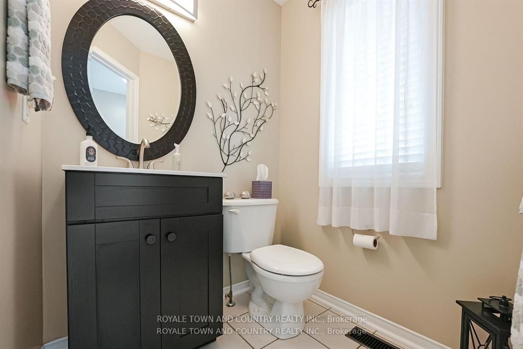 946 Glenbourne Crt