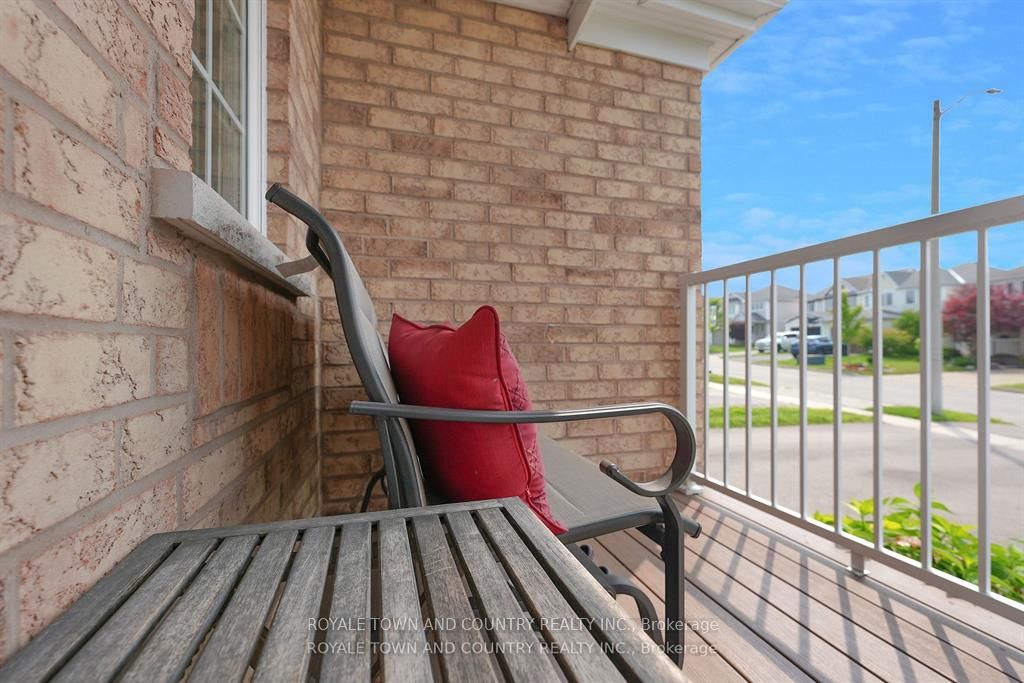 946 Glenbourne Crt