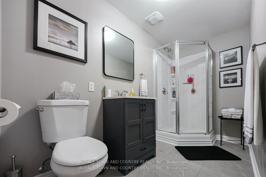 946 Glenbourne Crt