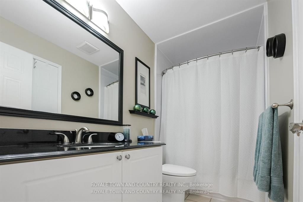 946 Glenbourne Crt
