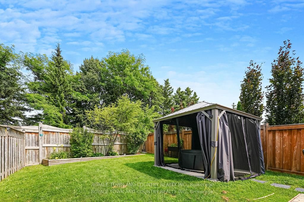 946 Glenbourne Crt